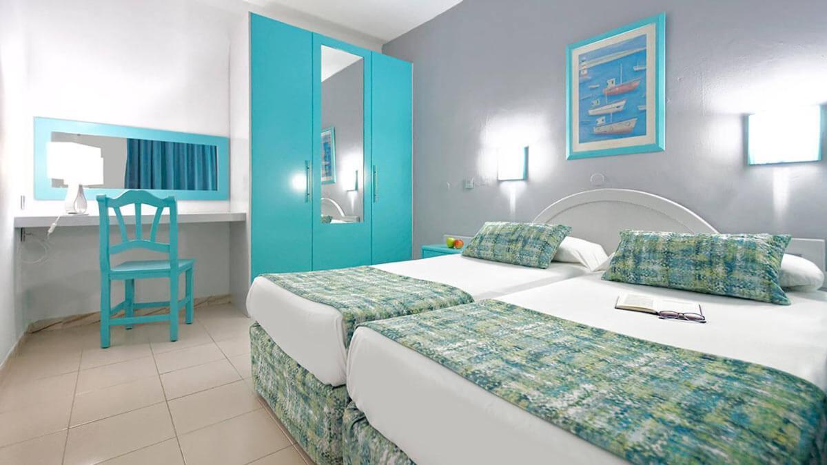Apartamentos Los Veleros Puerto Rico  Exterior photo